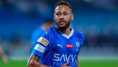 إعلامي يفتح النار على نيمار بسبب تصرفه السيئ خلال مواجهة الهلال والاستقلال