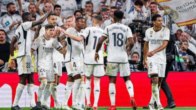 صحيفة آس: جماهير ريال مدريد تطالب بإقالة أنشيلوتي بعد الهزيمة أمام ميلان