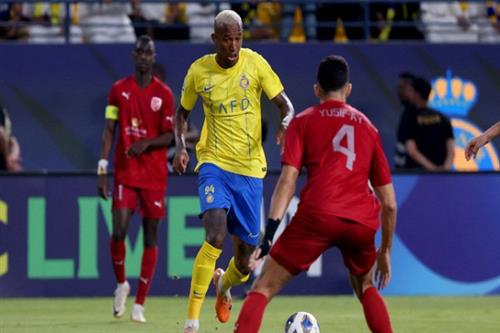 النصر يقع في فخ التعادل أمام التعاون في الدوري السعودي